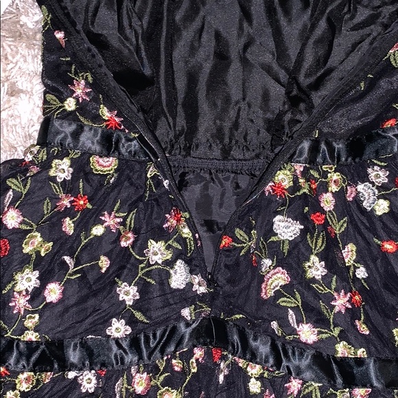 NWT Nanette Lepore Embroidered Mesh Dress Girls 14 - Picture 10 of 12